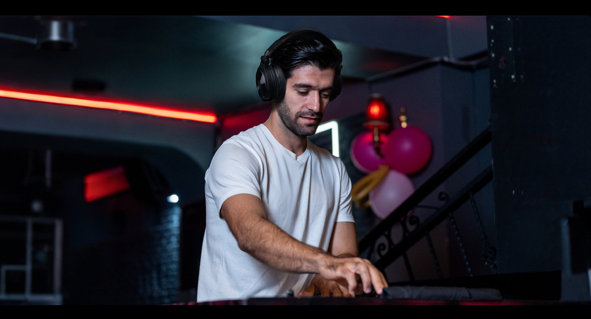 OneOdio® Studio Max 1 Wireless DJ Headphones | Hi-Res Audio